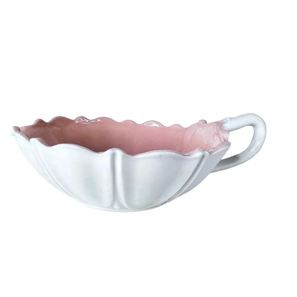 2 Anchor Hocking Oyster And Pearl Dish Green Pink White Vitrock Finger‎ Handle